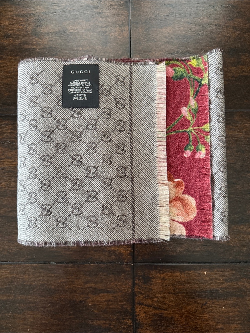 Reversal GUCCI 100 π― Authentic Floral Pattern Burgundy Womenβs Scarf